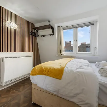 Stylish 2 Bedroom Apartment In The Heart Of Soho Gs5 London Exterior photo
