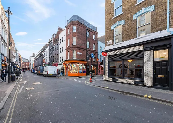 Stylish 2 Bedroom Apartment In The Heart Of Soho Gs5