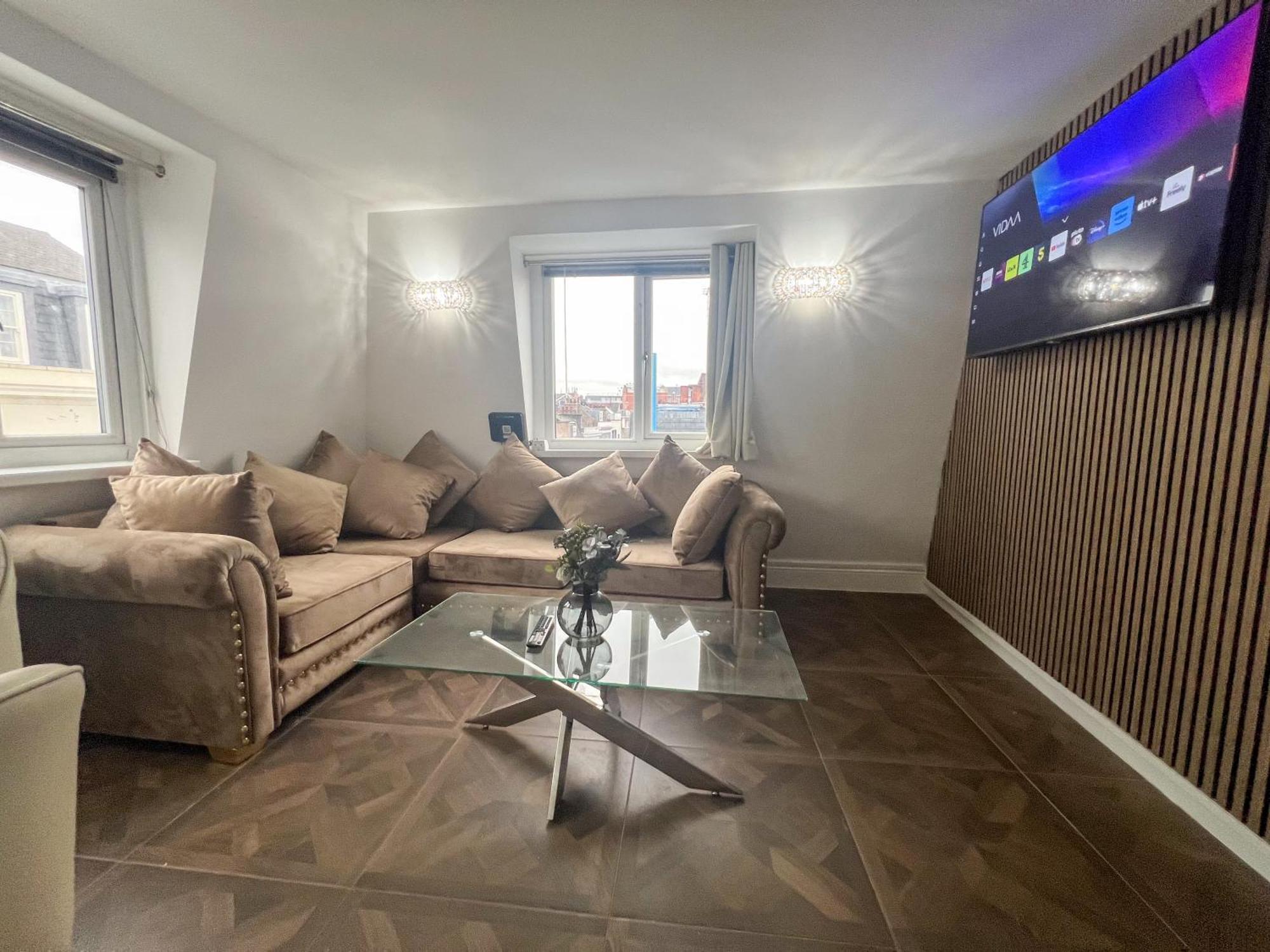 Stylish 2 Bedroom In The Heart Of Soho Gs5 Appartamento *