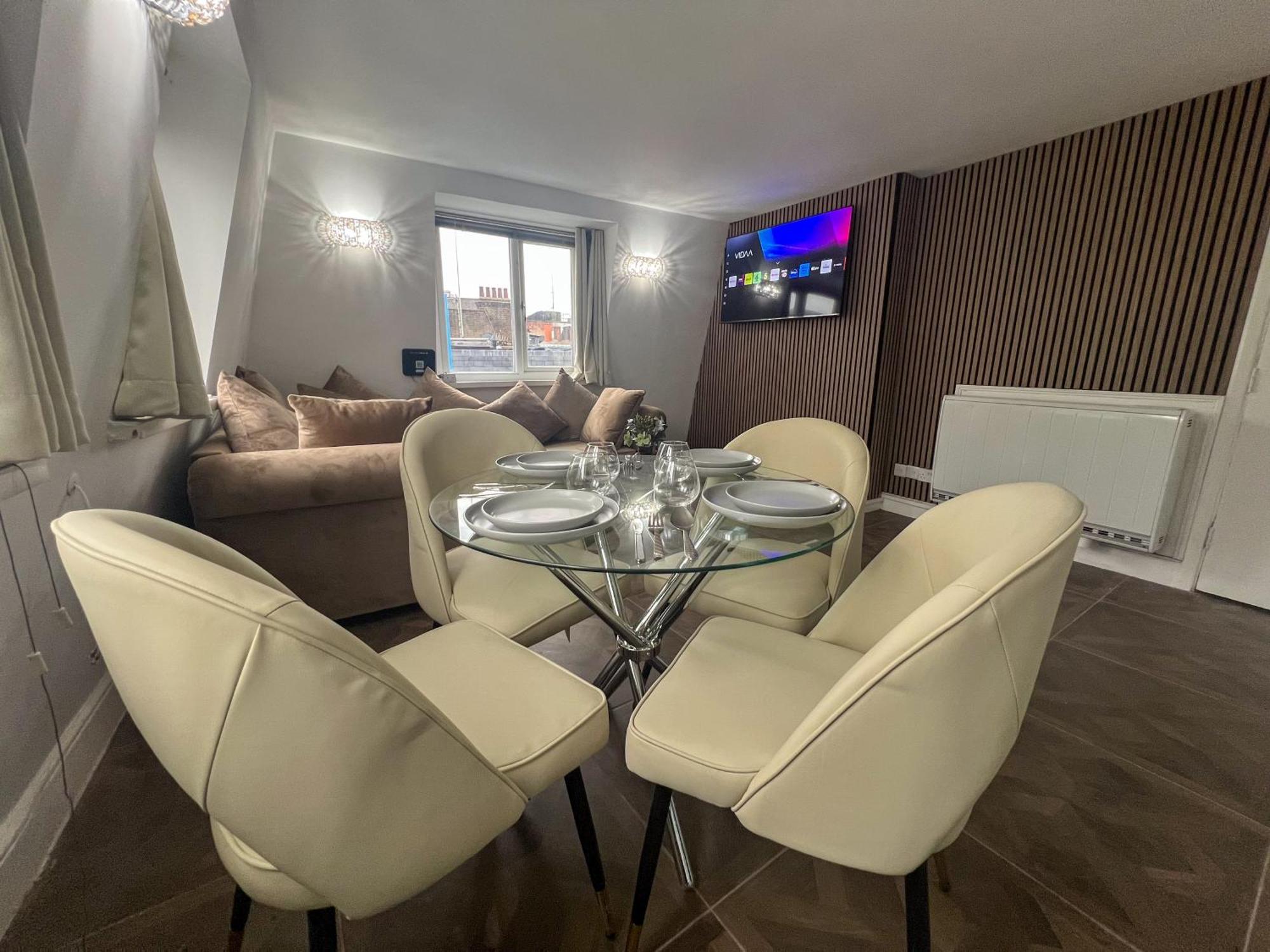 Stylish 2 Bedroom In The Heart Of Soho Gs5 Appartamento