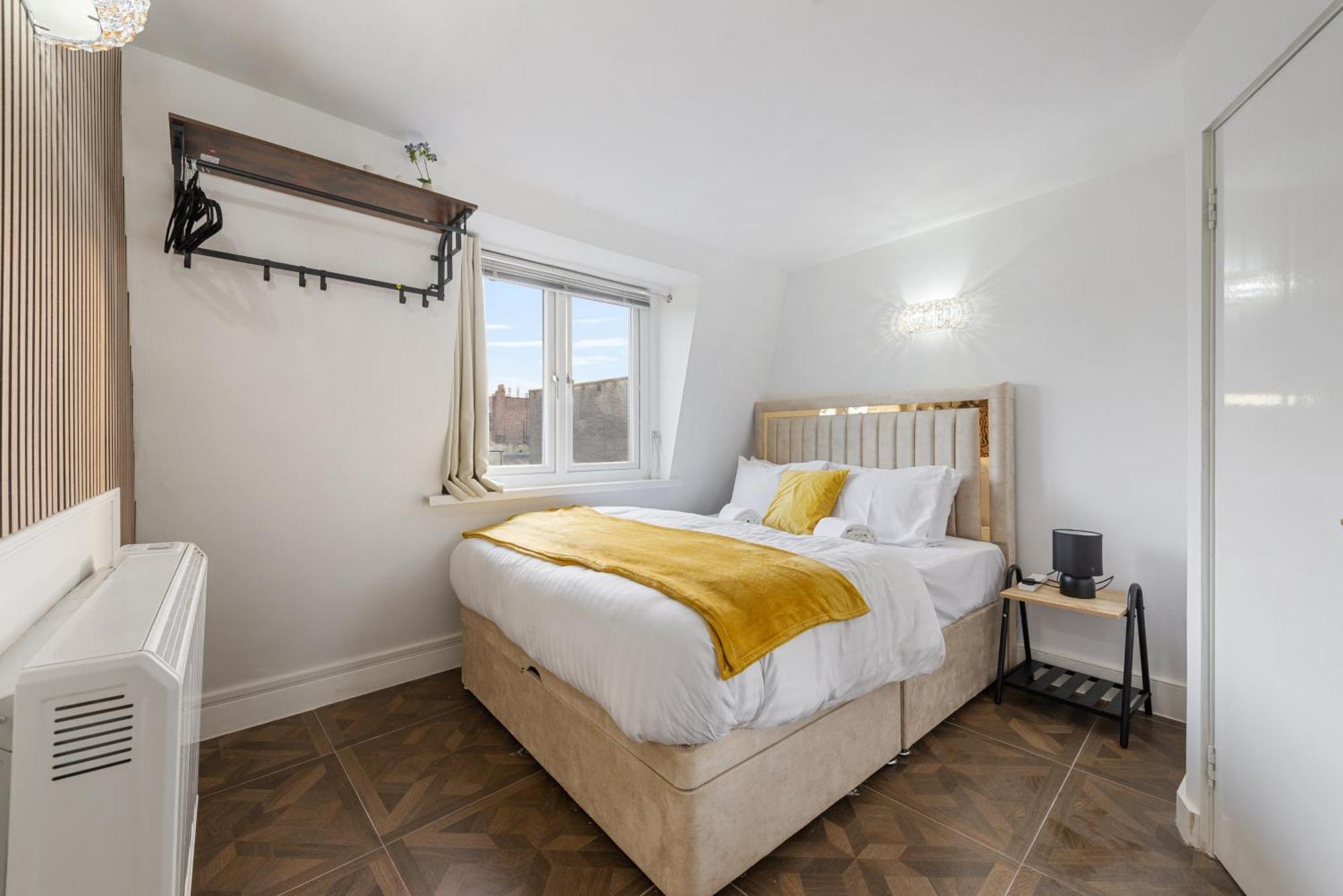 Stylish 2 Bedroom In The Heart Of Soho Gs5 * Londra
