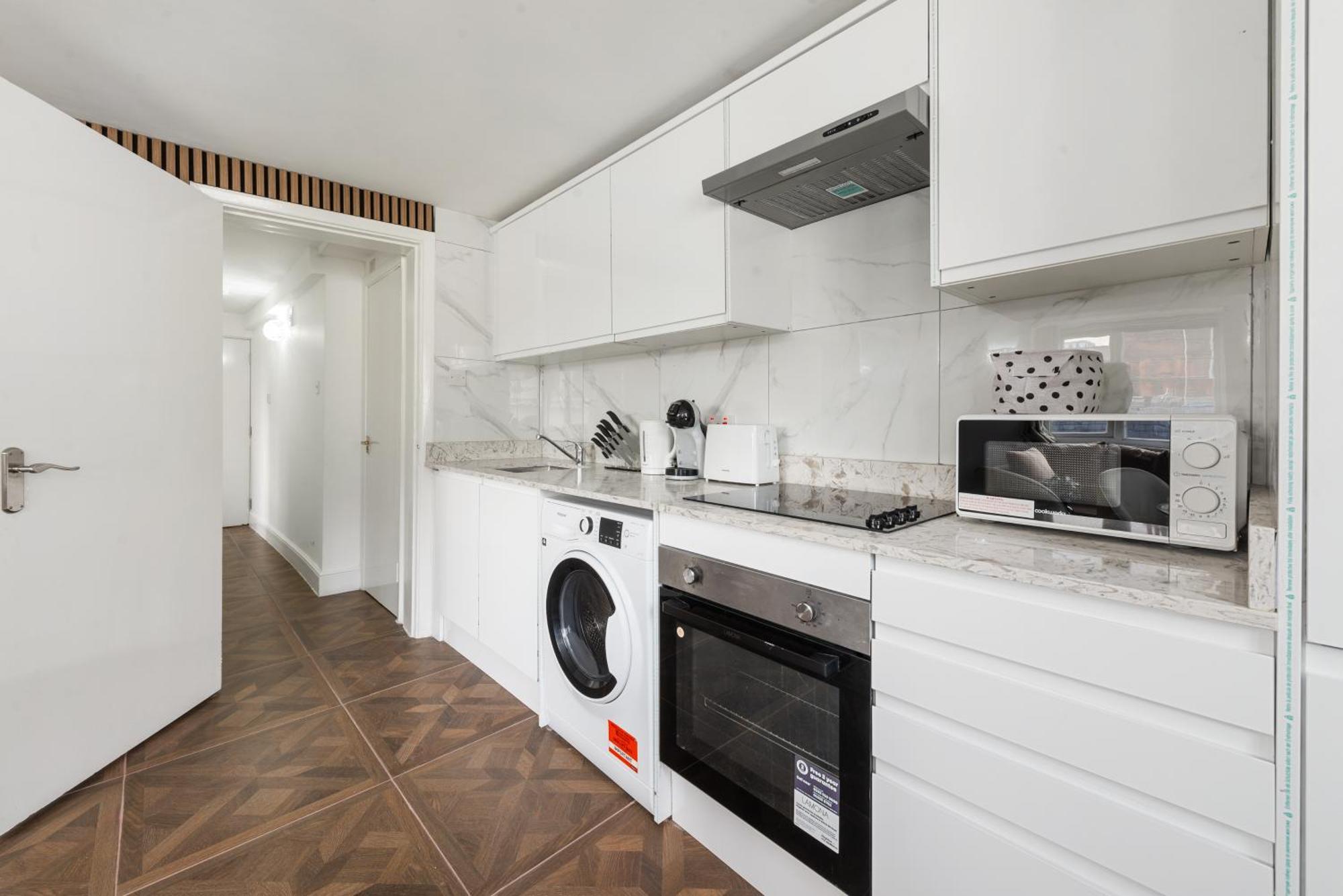 Stylish 2 Bedroom In The Heart Of Soho Gs5 Londra